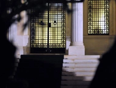 Τί απαντά το Μαξίμου για τα περί πρόωρων εκλογών τον Μάρτιο